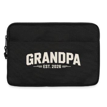 Opa Geschenk T-Shirt – Grandpa Established 2026 - Laptoptasche 13" - Schwarz - Vorne