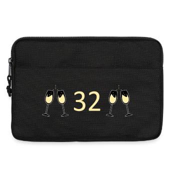 32nd Birthday 32 Years Anniversary 32 Years Number 32 - Laptop bag 13" - black - Front