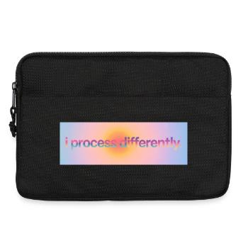 I process differently - Laptoptasche 13" - Schwarz - Vorne