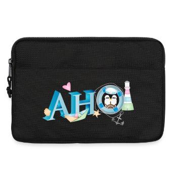 Seemannsgruß Schriftzug Ahoi mit Pinguin Seemann - Laptoptasche 13" - Schwarz - Vorne