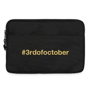 né le 3 octobre Anniversaire anniversaire - Sacoche pour ordinateur portable 13 pouces - noir - Devant