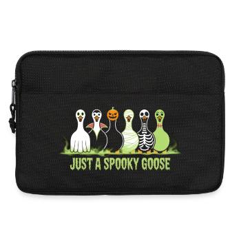 Just A Spooky Goose Halloween Vibes - Laptop bag 13" - black - Front