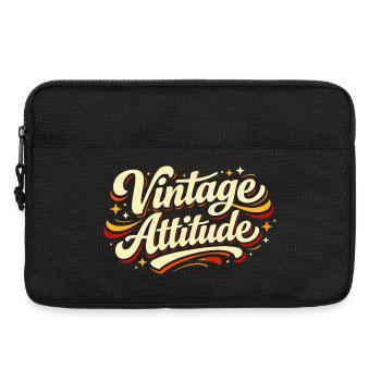 Vintage-Attitüde, lustiger, sarkastischer Opa, Oma - Laptoptasche 13" - Schwarz - Vorne
