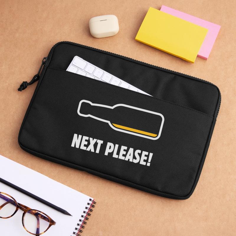 Next Please! (Bier / Bierchen / NEG 2C) Laptoptasche 13"