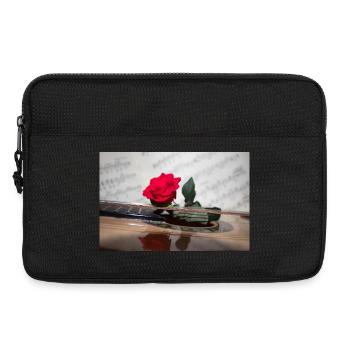 Red Rose on Guitar - Laptop bag 13" - black - Front