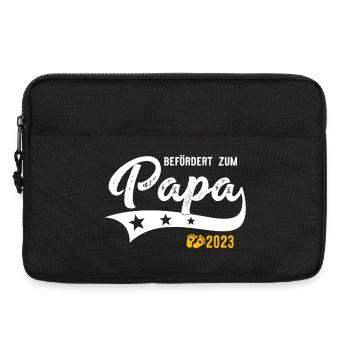 Befördert zum Papa 2023 Babyfüße - Laptoptasche 13" - Schwarz - Vorne