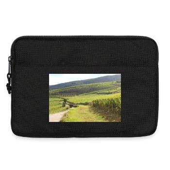 Wein Weinfelder Weinberge Weinbau Frankreich - Laptoptasche 13" - Schwarz - Vorne