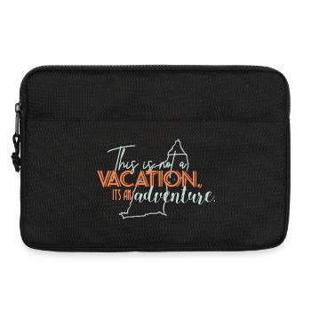Wie tickt dein Sommer: Urlaub oder Abenteuer? - Laptoptasche 13" - Schwarz - Vorne
