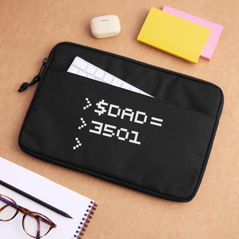 DAD 8-Bit Code Nerd Pixel Terminal Retro Laptoptasche 13"