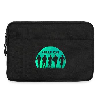 Group Run Group run in a team with grass and moon - Laptop bag 13" - black - Front