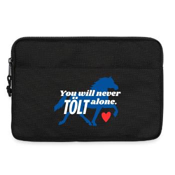 You will never TÖLT alone. Islandpferd 🇮🇸 - Laptoptasche 13" - Schwarz - Vorne