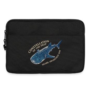 Constellation Of The Deep – Walhai - Laptoptasche 13" - Schwarz - Vorne