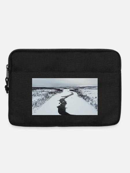 A winding river in a snowy landscape - Laptop bag 13" - black