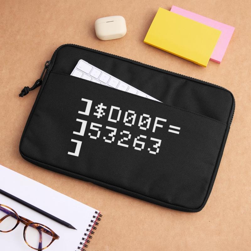 DOOF 8-Bit Code Nerd Pixel Terminal Retro Laptoptasche 13"