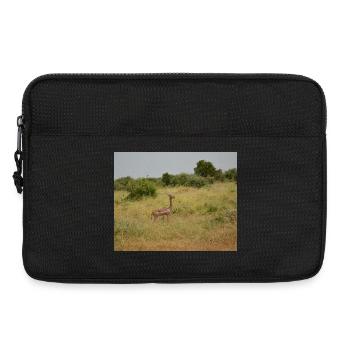 Cerfs dans l’herbe de la steppe - Sacoche pour ordinateur portable 13 pouces - noir - Devant