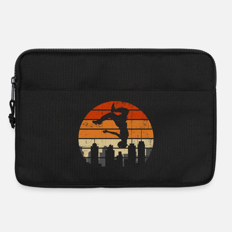 Sunset Acrobat Over City Skyline - Laptop bag 13" - black