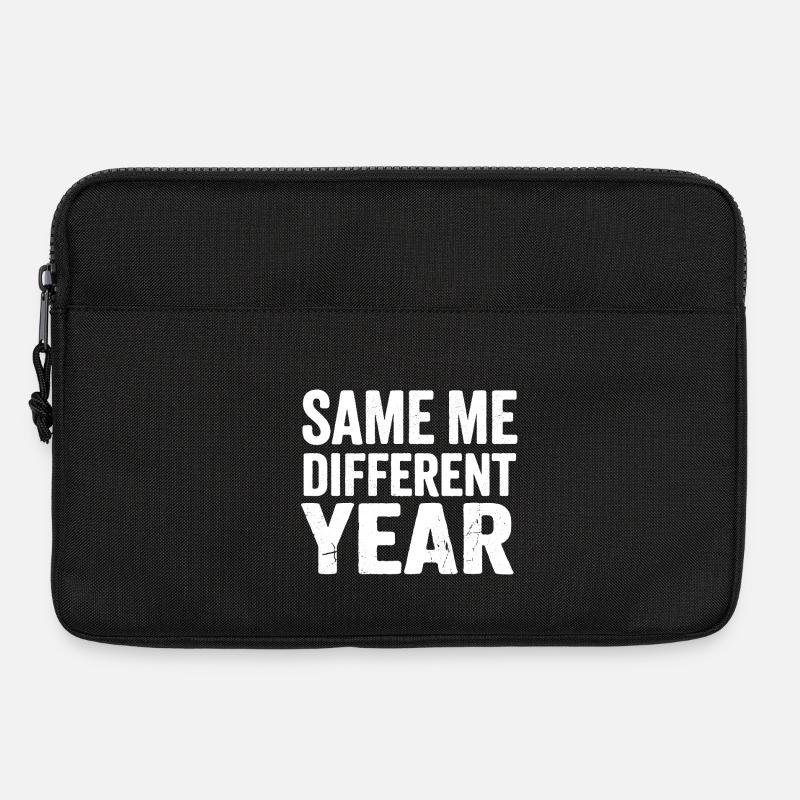 Dasselbe Ich – anderes Jahr - Laptoptasche 13" - Schwarz