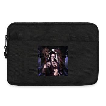 Die dunkle Prinzessin mit den Schädeln. - Laptoptasche 13" - Schwarz - Vorne