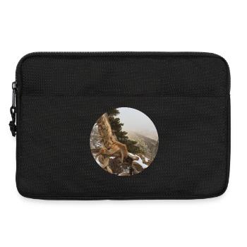 old gnarled tree on the Pacific Crest Trail - Laptop bag 13" - black - Front
