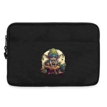 Pilz Kobold Baumstamm Wald Fantasy Shirt - Laptoptasche 13" - Schwarz - Vorne