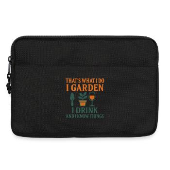 I Garden, I Drink – Gardening in style - Laptop bag 13" - black - Front