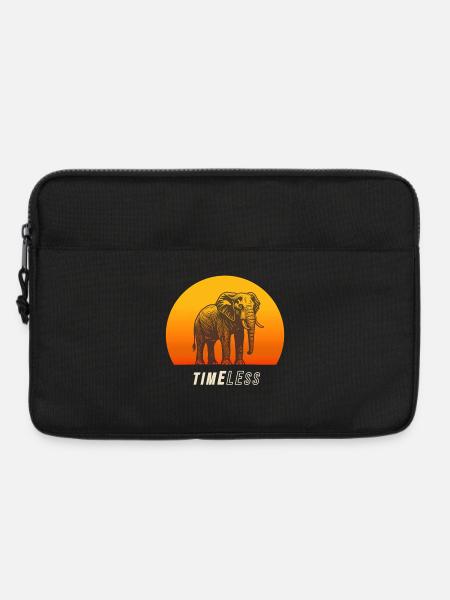 Timeless Elephant – Kraft und Ruhe im Sonnenunterg - Laptoptasche 13" - Schwarz