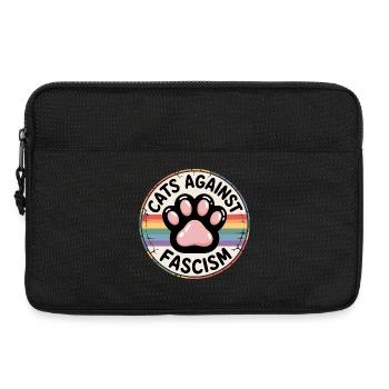 Katzen gegen Rassismus – Antifaschistische Merch - Laptoptasche 13" - Schwarz - Vorne
