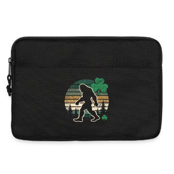 Big Foot St. Patrick's Day - Laptop bag 13" - black - Front