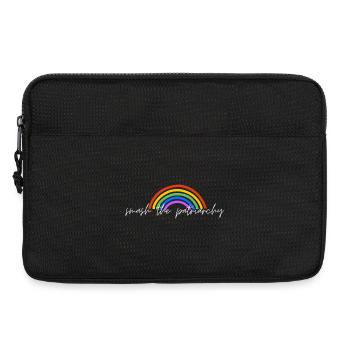 🌈 Smash the Patriarchy – Feminist Rainbow Design - Laptoptasche 13" - Schwarz - Vorne