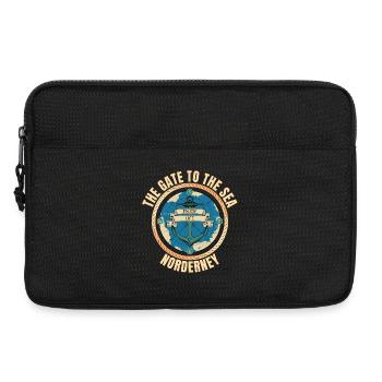 The Gate to the Sea - Norderney - Laptoptasche 13" - Schwarz - Vorne