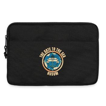 The Gate to the Sea - Husum - Laptoptasche 13" - Schwarz - Vorne