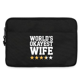 World's Okayest Wife Tee - Laptop bag 13" - black - Front