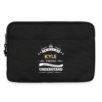 Es ist eine Kyle-Sache – Familiennamen-Pride-Zitat - Laptoptasche 13" - Schwarz - Vorne