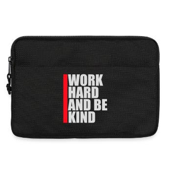 Work Hard And Be Kind Inspirierend Fleiß Güte Logo - Laptoptasche 13" - Schwarz - Vorne