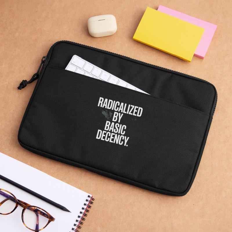 Radicalized By Basic Decency Spruch Protest Laptop bag 13"