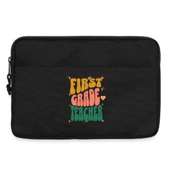 Erste Klasse Lehrerin Retro Typografie - Laptoptasche 13" - Schwarz - Vorne