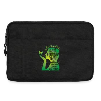 Mental Health We Don't Know How Strong - Laptoptasche 13" - Schwarz - Vorne