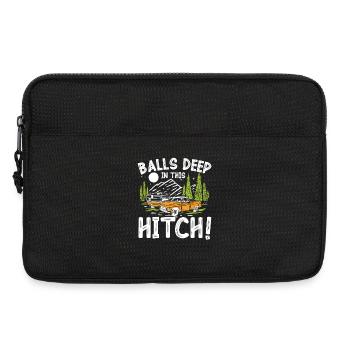 Hitch-Design mit Auto und Naturmotiv - Laptoptasche 13" - Schwarz - Vorne