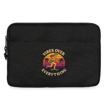 Skaterin Vibes Over Everything - Laptoptasche 13" - Schwarz - Vorne