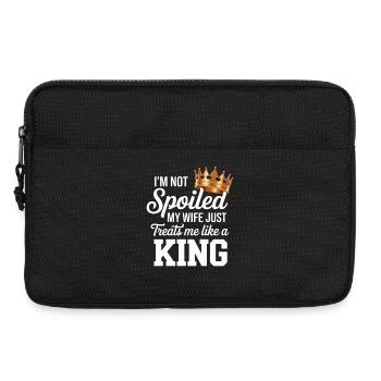Nicht verwöhnt, meine Frau behandelt wie ein König - Laptoptasche 13" - Schwarz - Vorne