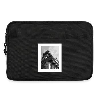 Monumentale Perspektive – Berlin 01 - Laptoptasche 13" - Schwarz - Vorne