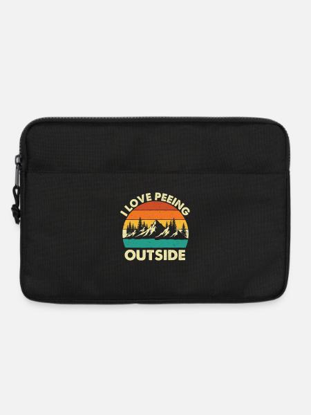 Ich liebe es, draußen zu pinkeln lustiges Wandern Natur Zitat - Laptoptasche 13" - Schwarz