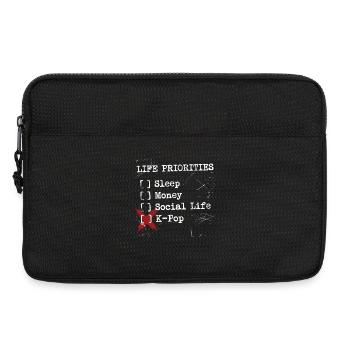 K-Pop Is My Only Priority - Laptoptasche 13" - Schwarz - Vorne