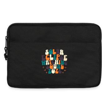 Solar Eclipse Watching Squad 2026 - Laptoptasche 13" - Schwarz - Vorne