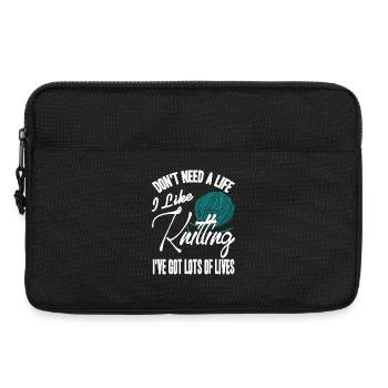 Knitting Is My Life Funny Yarn Lover Statement - Laptoptasche 13" - Schwarz - Vorne