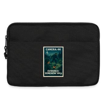Kamera 4K, Beweis 144p | Bigfoot Meme - Laptoptasche 13" - Schwarz - Vorne