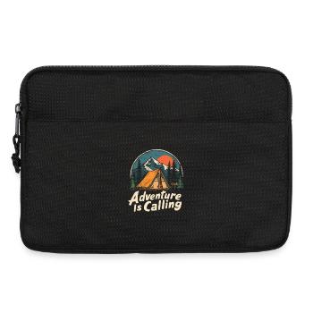 Camping Abenteuer Spruch Adventure Is Calling Camp - Laptoptasche 13" - Schwarz - Vorne