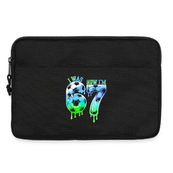 7th Birthday Soccer Shirt I was 6 Now Im 7 years - Sacoche pour ordinateur portable 13 pouces - noir - Devant