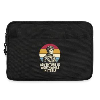 Amelia Earhart Das Abenteuer ist lohnenswert - Laptoptasche 13" - Schwarz - Vorne