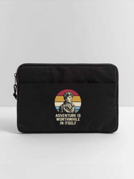 Amelia Earhart L’aventure en vaut la peine - Sacoche pour ordinateur portable 13 pouces - noir - Devant